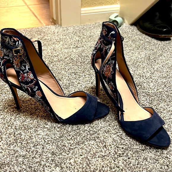 Navy Floral Heel - worn ONCE! Incredibly comfy. - Picture 1 of 1